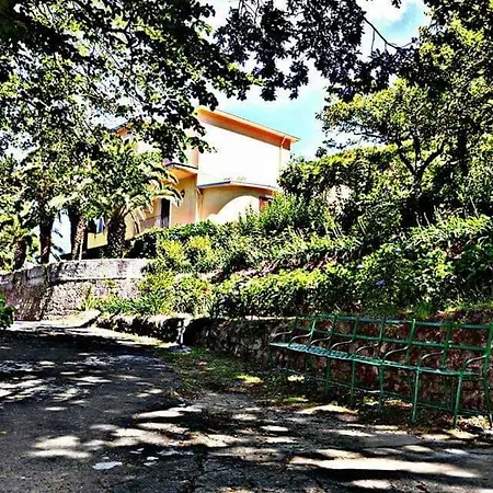 Valle Maira, Agriturismo Nel Parco Dei Nebrodi *