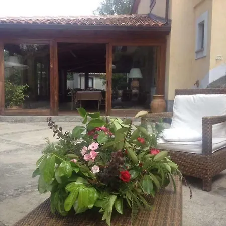 Valle Maira, Agriturismo Nel Parco Dei Nebrodi Alloggio per agriturismo *